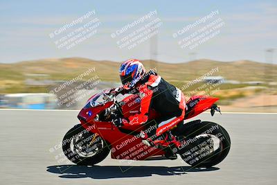media/Apr-13-2025-TrackXperience (Sun) [[fb1ef998a6]]/Level 2 (Intermediate)/Turn 8 (Session 3)/